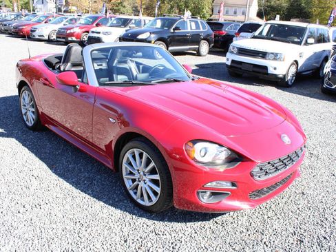 Used 2017 FIAT 124 Spider Lusso image 4