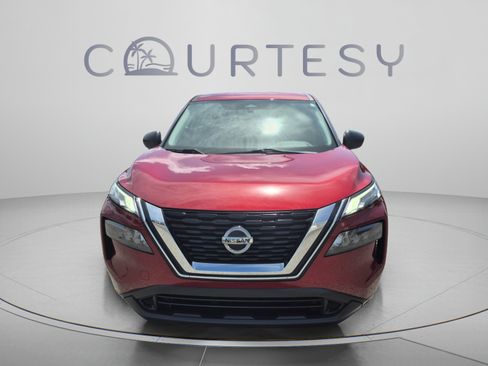 Used 2021 Nissan Rogue S FWD image 10