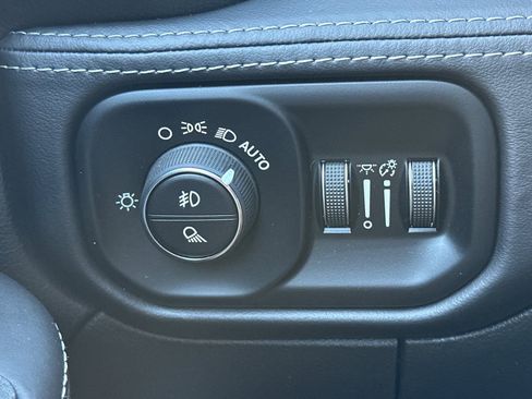 Used 2025 RAM 2500 Rebel w/ Rebel Level 2 Equipment Group image 40