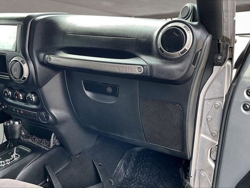 Used 2014 Jeep Wrangler Unlimited Sport AWD/4WD image 18