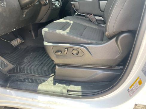 Used 2025 Chevrolet Silverado 2500 Custom w/ Custom Value Package AWD/4WD image 22