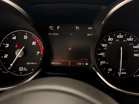 Used 2019 Alfa Romeo Stelvio w/ Nero Edizione RWD image 13