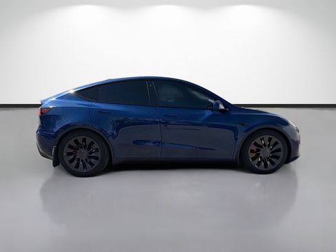 Used 2021 Tesla Model Y Performance AWD/4WD image 2