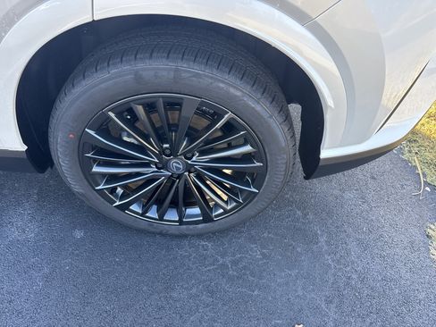 Used 2026 Lexus RX 350 Premium image 12