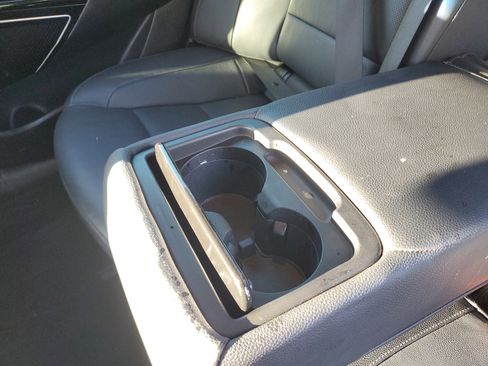 Used 2018 Kia Cadenza Premium image 11