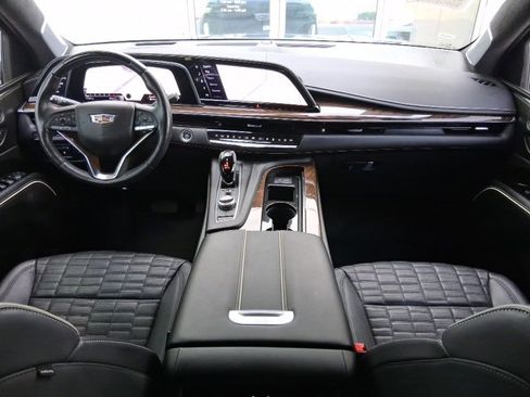 Used 2023 Cadillac Escalade ESV Sport Platinum w/ LPO, Floor Liner Package image 7