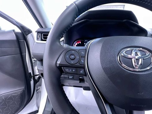 Used 2025 Toyota RAV4 XLE Premium FWD image 20