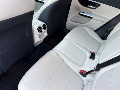 Certified 2026 Mercedes-Benz GLC 300 4MATIC image 11