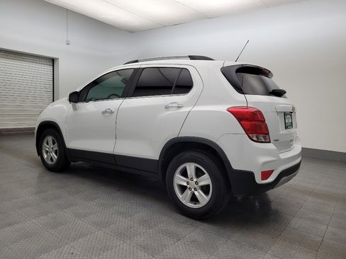 Used 2019 Chevrolet Trax LT w/ LT Convenience Package image 3