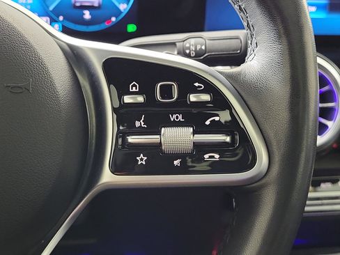 Used 2022 Mercedes-Benz GLB 250 image 14