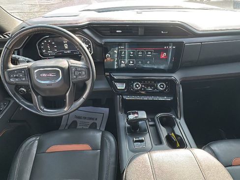 Used 2023 GMC Sierra 1500 AT4 image 16