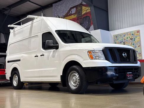 Used 2018 Nissan NV 2500 S RWD image 26