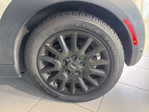 Used 2019 MINI Cooper S w/ Signature Upholstery Package image 11