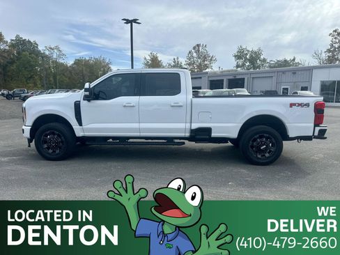 Used 2023 Ford F250 Lariat w/ Sport Appearance Package image 8