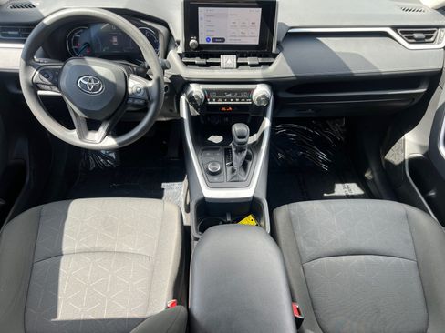 Certified 2025 Toyota RAV4 XLE AWD/4WD image 24