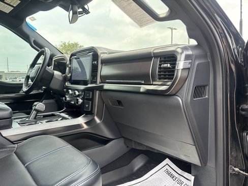 Certified 2024 Ford F150 Platinum w/ FX4 Off-Road Package AWD/4WD image 25