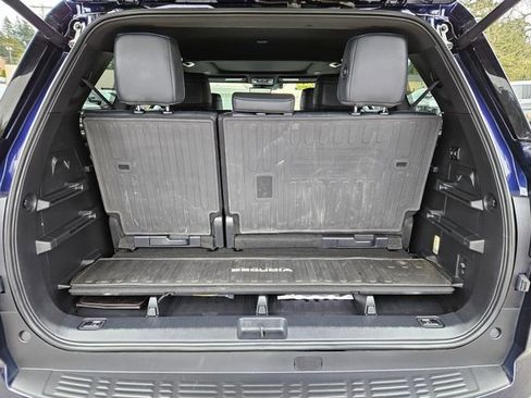 Used 2025 Toyota Sequoia Platinum image 12