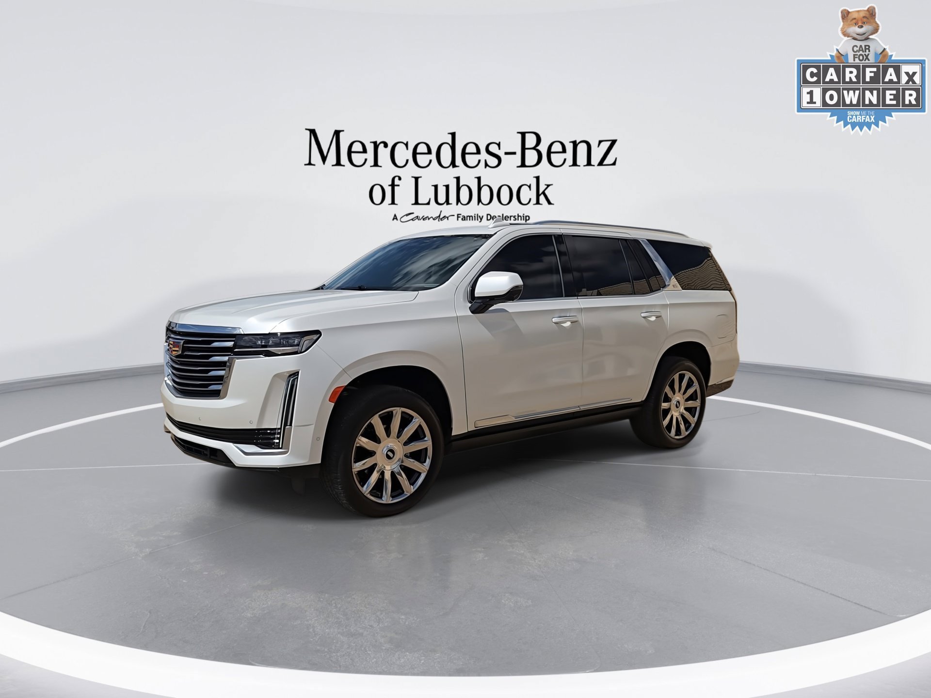 Used 2024 Cadillac Escalade Premium Luxury Platinum w/ Heavy-Duty Trailer Package AWD/4WD image 4
