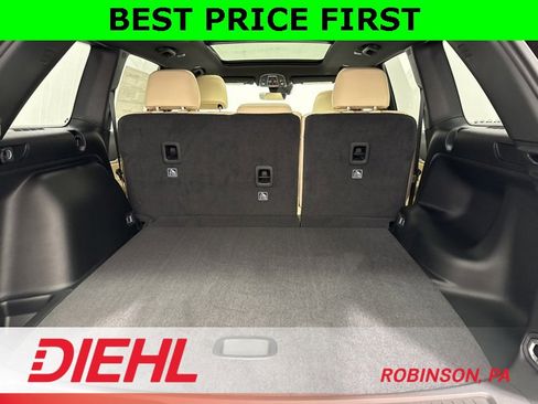 New 2025 Jeep Grand Cherokee Limited image 9