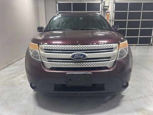 Used 2011 Ford Explorer XLT w/ 202A Rapid Spec Order Code FWD image 3
