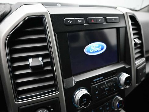 Used 2020 Ford F150 Lariat w/ Equipment Group 502A Luxury AWD/4WD image 14