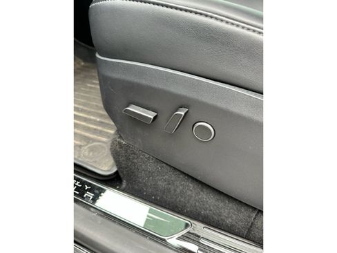 Used 2023 Tesla Model Y Long Range AWD/4WD image 5