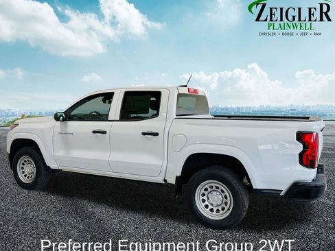 Used 2023 Chevrolet Colorado W/T image 3
