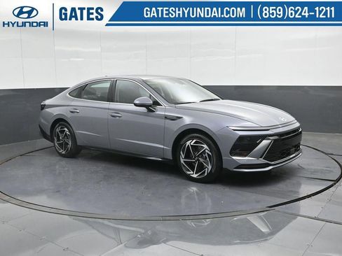 New 2026 Hyundai Sonata SEL image 4