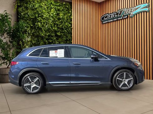 Used 2023 Mercedes-Benz EQE 500 4MATIC SUV w/ Exclusive Trim Package image 7