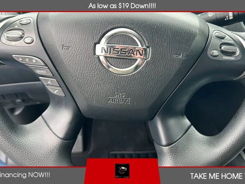 Used 2018 Nissan Pathfinder S AWD/4WD image 11