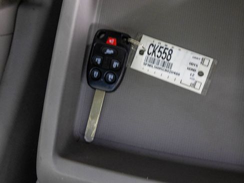 Used 2012 Honda Odyssey Touring image 32