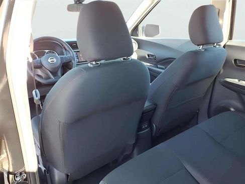 New 2025 Nissan Kicks Play S image 14