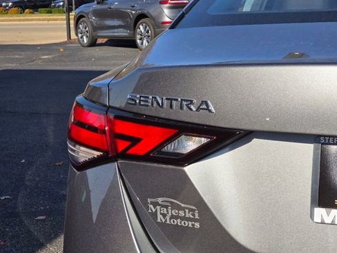Used 2024 Nissan Sentra SV image 11