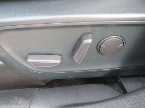 Used 2022 Ford Escape SEL image 29