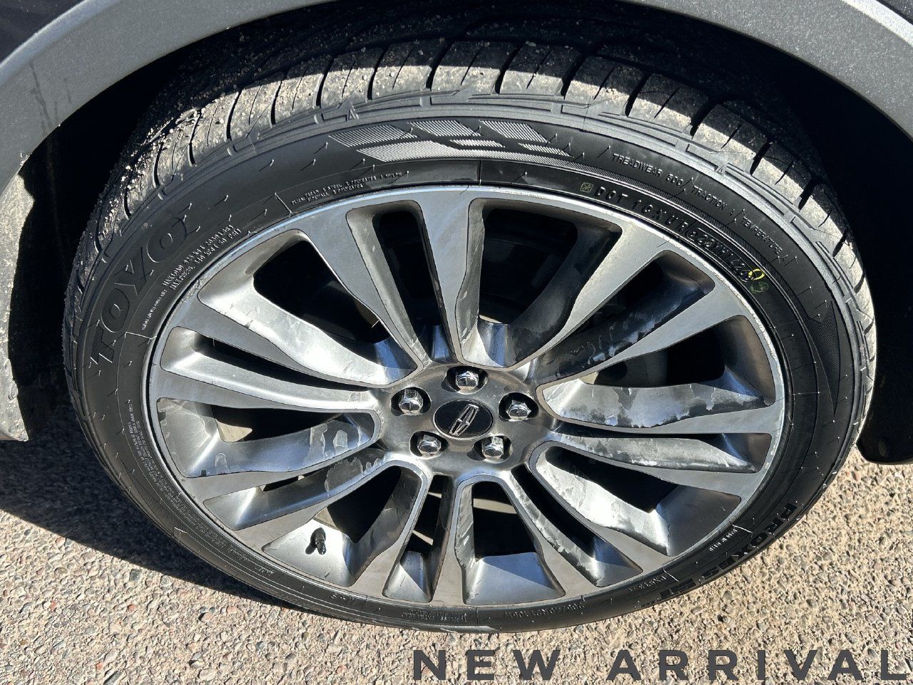 Used 2017 Lincoln MKX Reserve w/ Lincoln MKX Climate Package AWD/4WD image 7