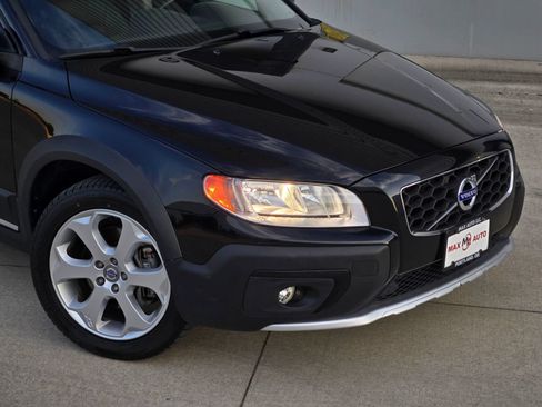 Used 2016 Volvo XC70 T5 Premier w/ Proximity Package AWD/4WD image 40