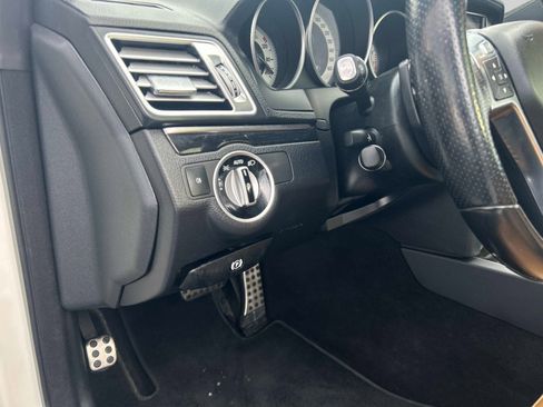 Used 2015 Mercedes-Benz E 400 4MATIC Coupe image 18