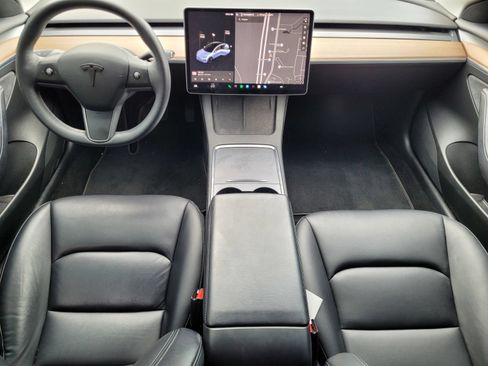Used 2022 Tesla Model 3 Long Range AWD/4WD image 17