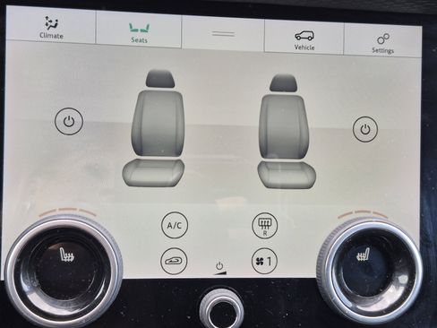 Used 2019 Land Rover Range Rover Velar R-Dynamic SE AWD/4WD image 29