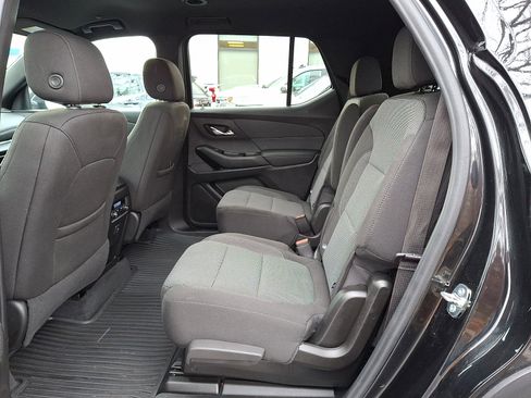 Certified 2023 Chevrolet Traverse LT image 11