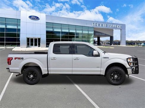 Used 2017 Ford F150 Lariat w/ Equipment Group 501A Mid image 5