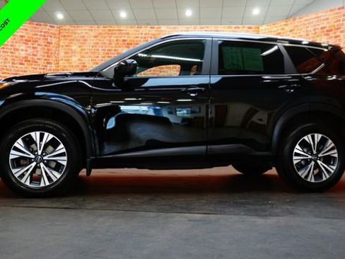 Certified 2023 Nissan Rogue SV w/ SV Premium B Package AWD/4WD image 4
