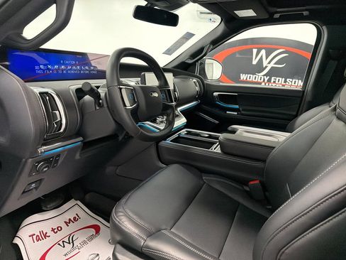 New 2026 Ford Expedition Max Platinum w/ Stealth Performance Package AWD/4WD image 10
