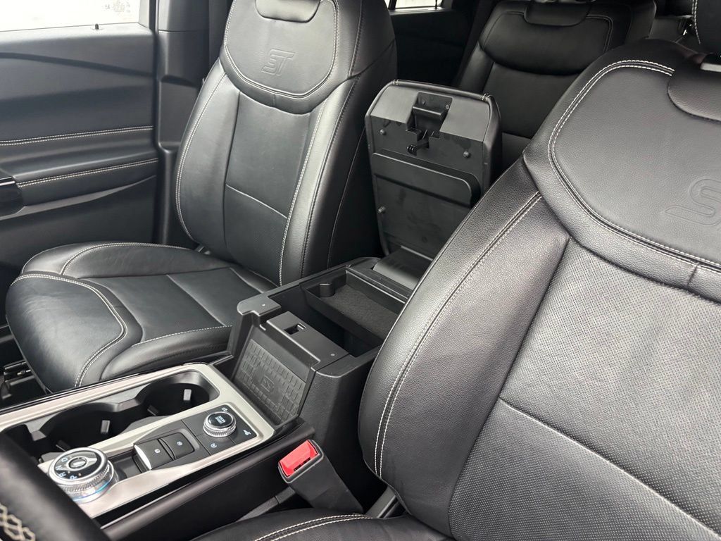 Used 2023 Ford Explorer ST w/ Equipment Group 401A AWD/4WD image 26