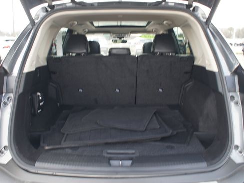 Used 2023 Nissan Rogue SL w/ SL Premium Package image 17