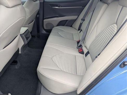 Used 2024 Toyota Camry SE w/ Convenience Package image 16