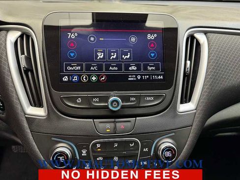 Used 2023 Chevrolet Malibu LT image 29