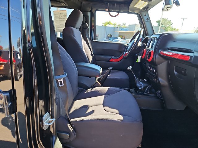 Used 2013 Jeep Wrangler Unlimited Sport AWD/4WD image 28