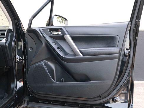 Used 2017 Subaru Forester 2.5i Limited w/ Popular Package #2 image 31