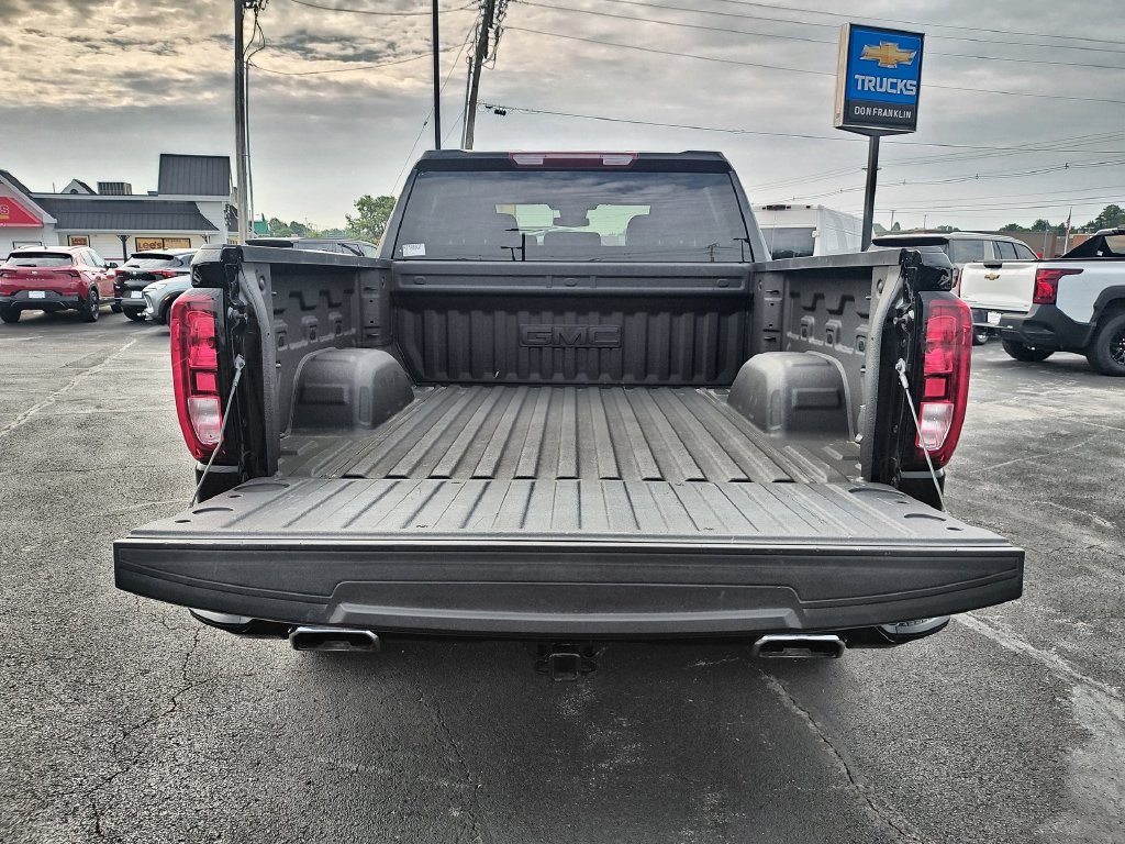 Used 2024 GMC Sierra 1500 Elevation w/ LPO, Elevation Black Package AWD/4WD image 24